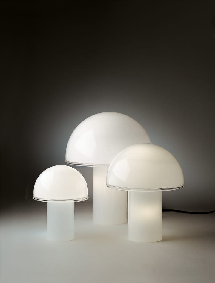 Onfale Medio Tischleuchte Ø28 cm, Opal vit Artemide