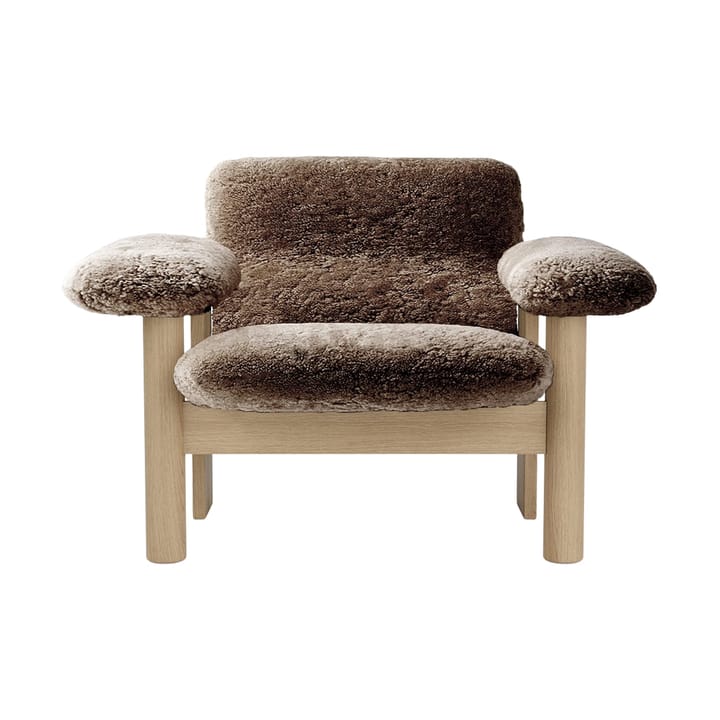 Brasilia Sessel low back, Natural oak-Sahara sheepskin curly Audo Copenhagen