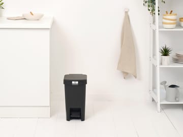 StepUp Treteimer10 L - Dunkelgrau - Brabantia