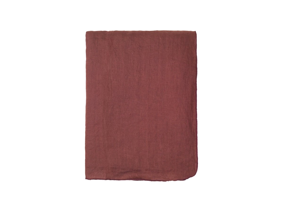 Broste Copenhagen Gracie Eco Tischdecke 160x300 cm Rot