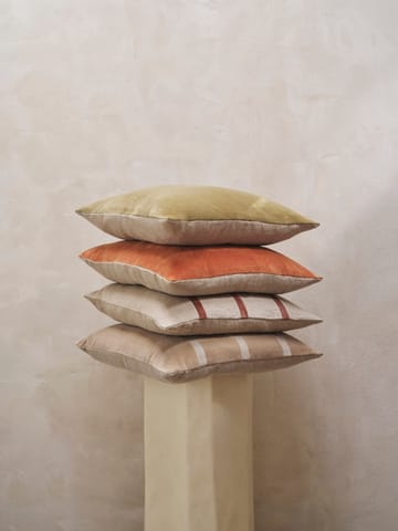 Senti Stripe Kissen 50x50 cm - Linen-carob brown - ferm LIVING