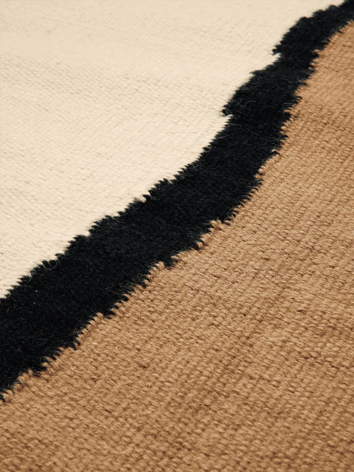 Soil Kelim Teppich - Dark sand-off white, 170x240 cm - ferm LIVING