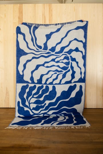 Leaves Plaid 130x220 cm - Blue-white - Fine Little Day