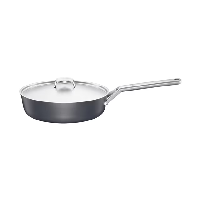 Fiskars Taiten Sauteuse mit Deckel 26 cm