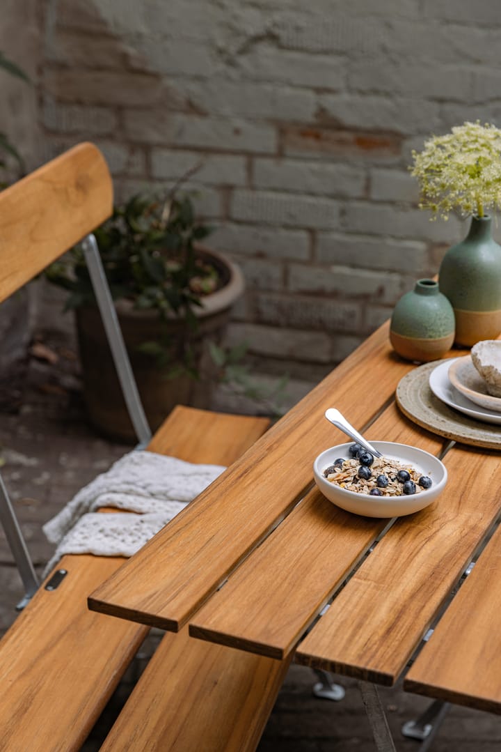 Bryggeri-Tisch, Teak-Gestell warmverzinkt Grythyttan Stålmöbler