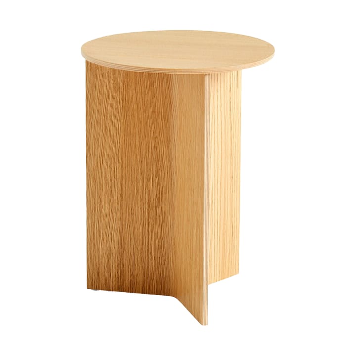 Slit high Beistelltisch Ø35 cm - Lacquered oak - HAY