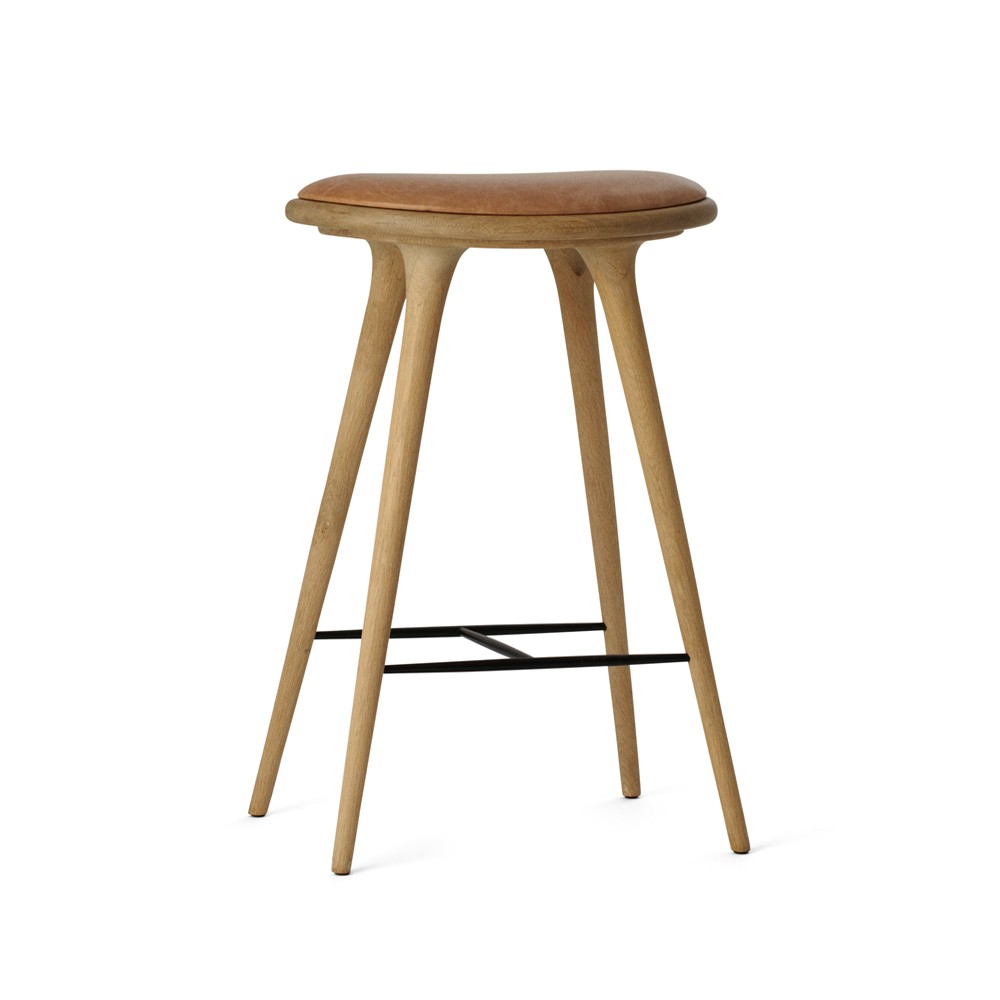 Mater Mater high stool Barhocker niedrig 69 cm Leder natur, Holzstativ aus Eiche geseift