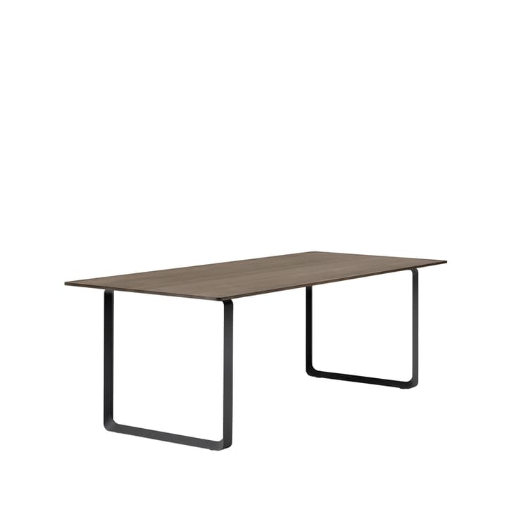 70/70 Esstisch 225 x 90cm, Solid Smoked oak-Black Muuto