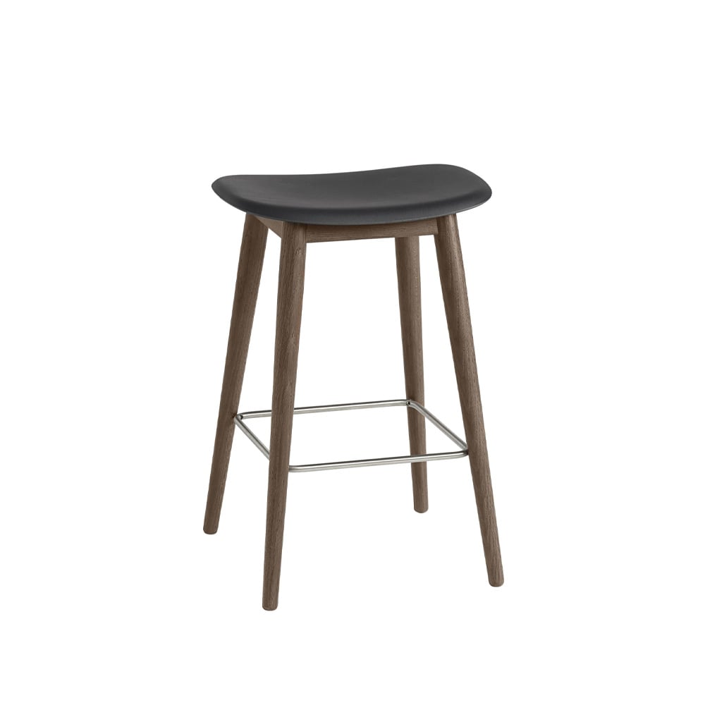 Muuto Fiber Bar Stuhl 75 cm Black, dunklebraun gebeizte Beine