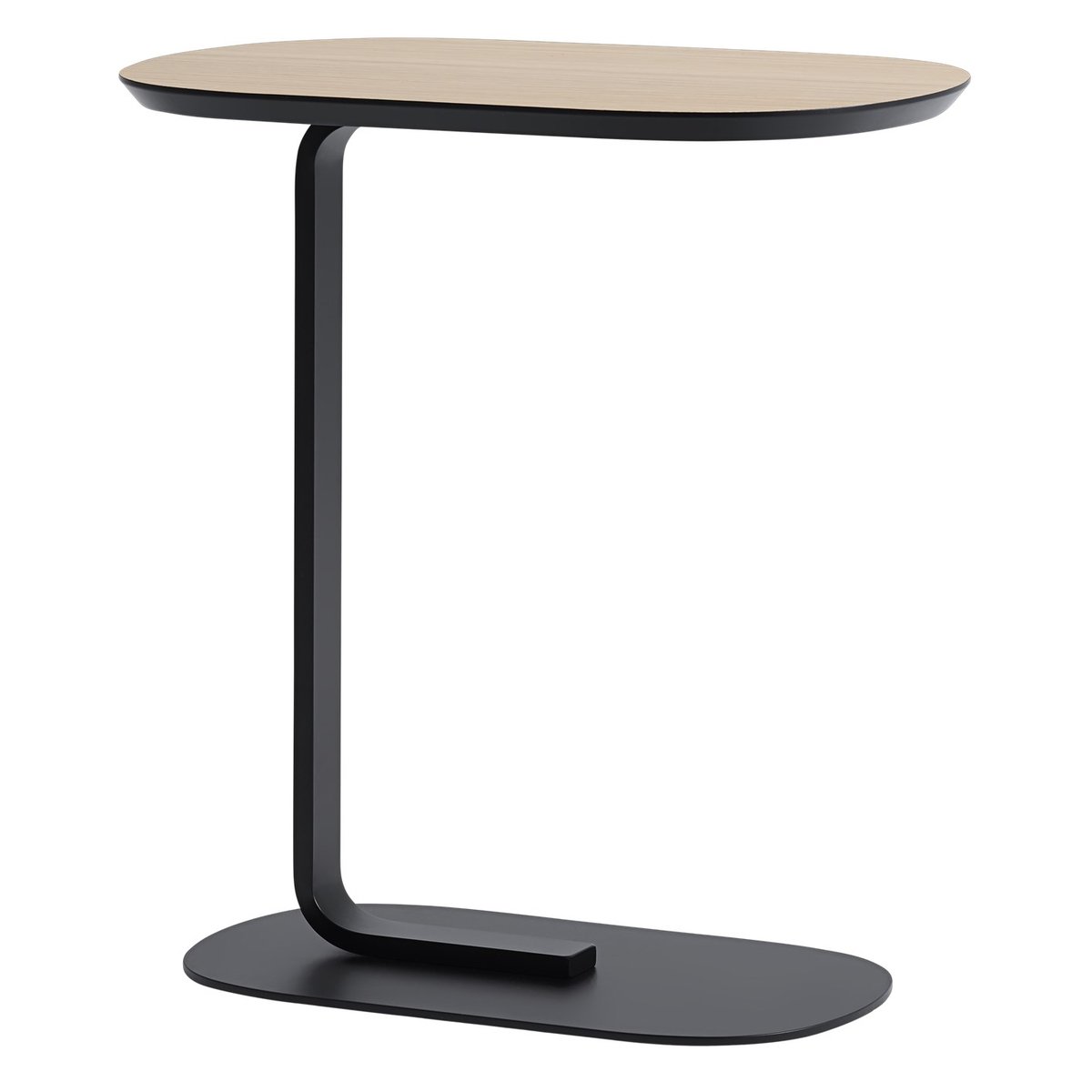 Muuto Relate Beistelltisch 60,5 cm Eiche, schwarz