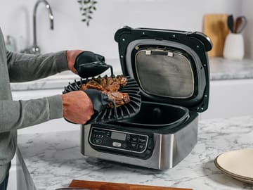 Ninja Foodi AG301 Elektrogrill & Air Fryer - Schwarz - Ninja