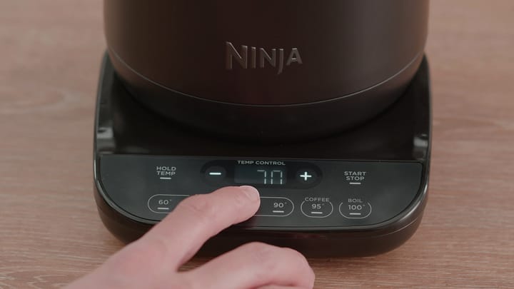 Ninja KT200 Wasserkocher mit Temperatureinstellung 1,7 L, Mattschwarz Ninja