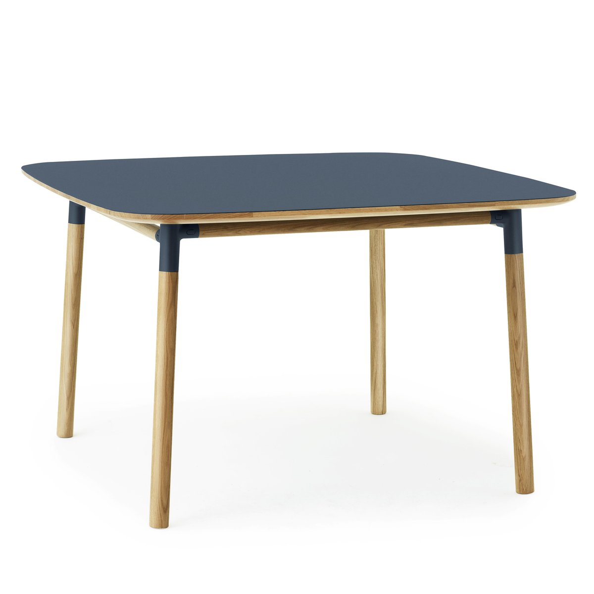 Normann Copenhagen Form Tisch 120 x 120cm Nicht verfügbar