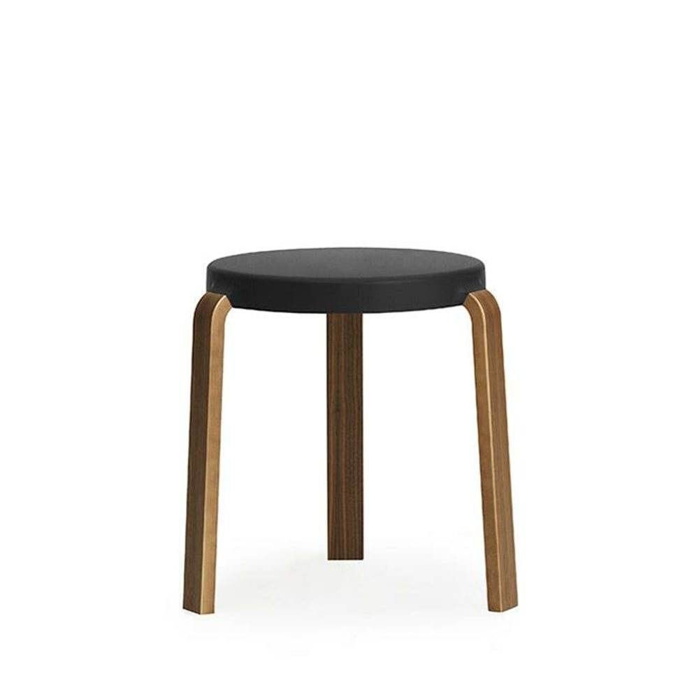 Normann Copenhagen Tap Hocker Black, Walnussholzbeine