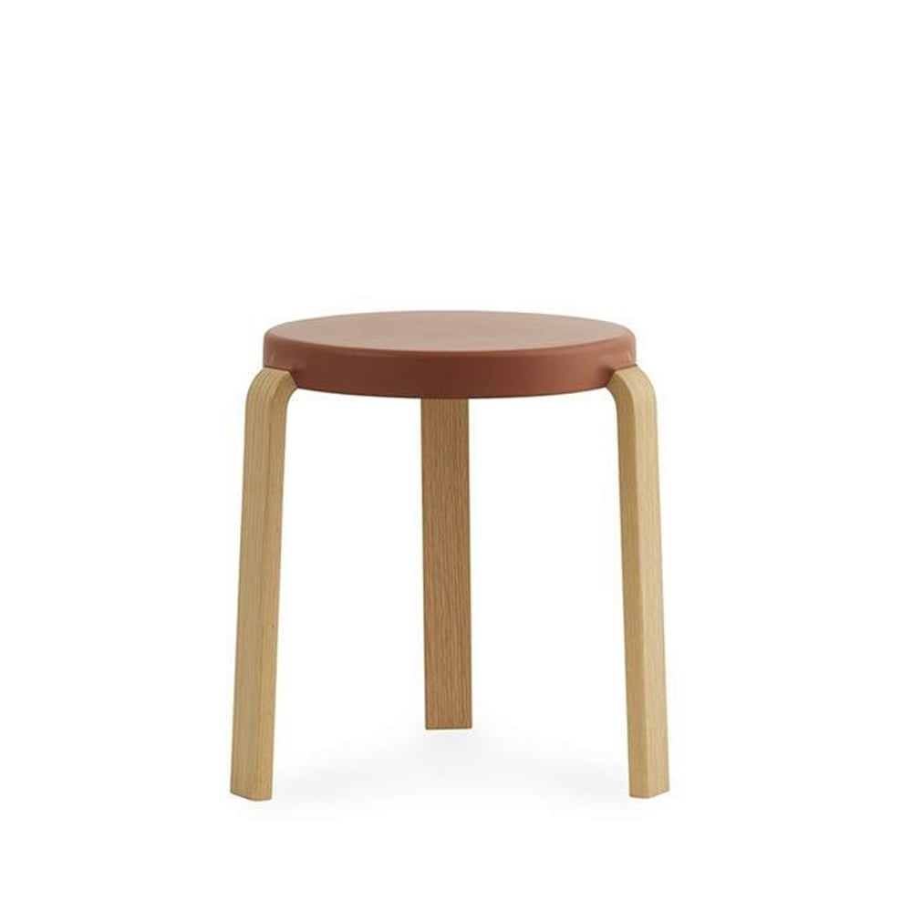 Normann Copenhagen Tap Hocker Caramel, Eichenholzbeine