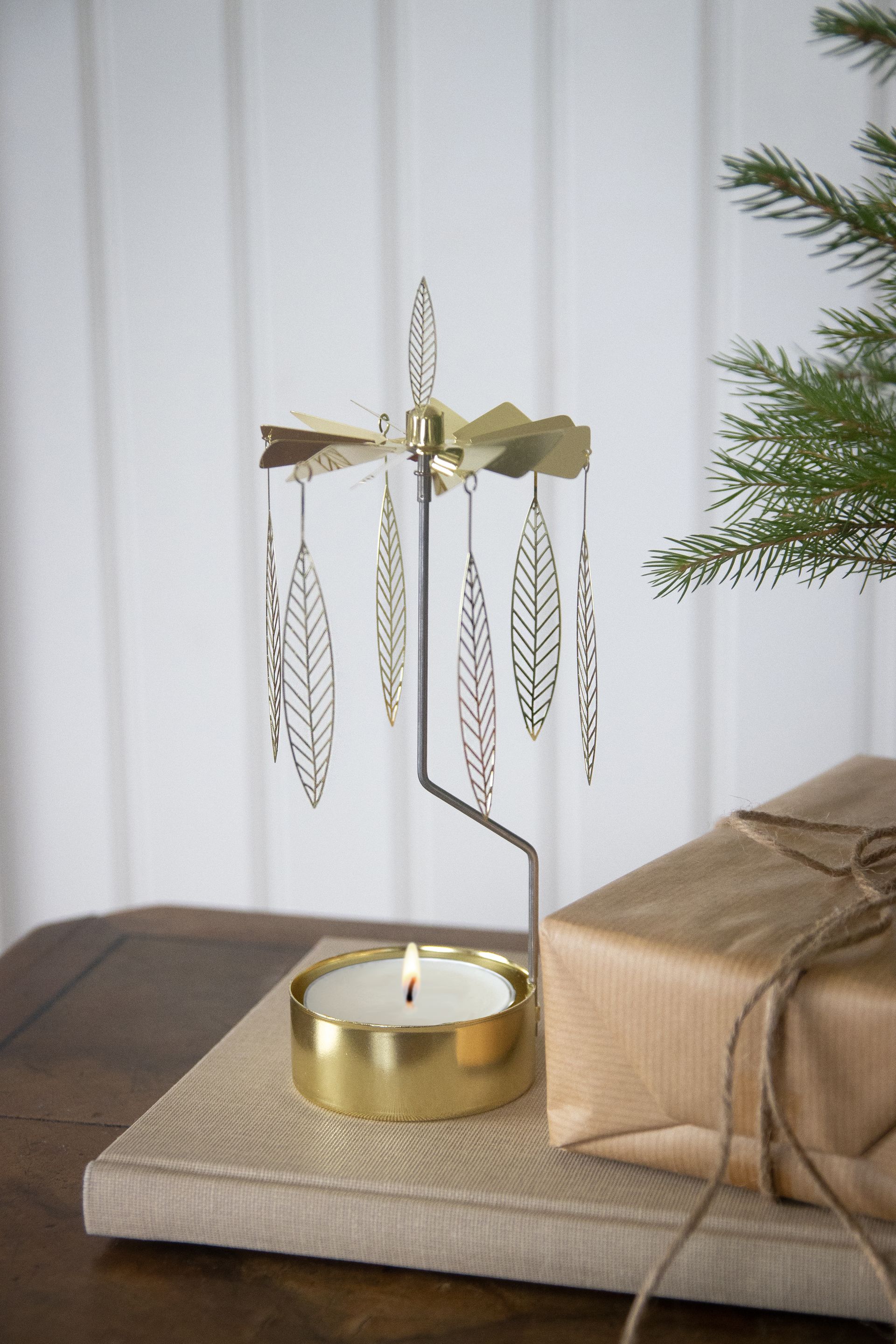 Small Christmas decoration: Stig L Salix angel game medium by Pluto Design