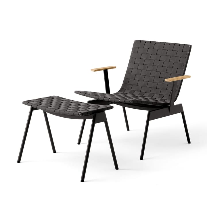 Ville Outdoor AV45 lounge chair with armrests., Warm black &Tradition